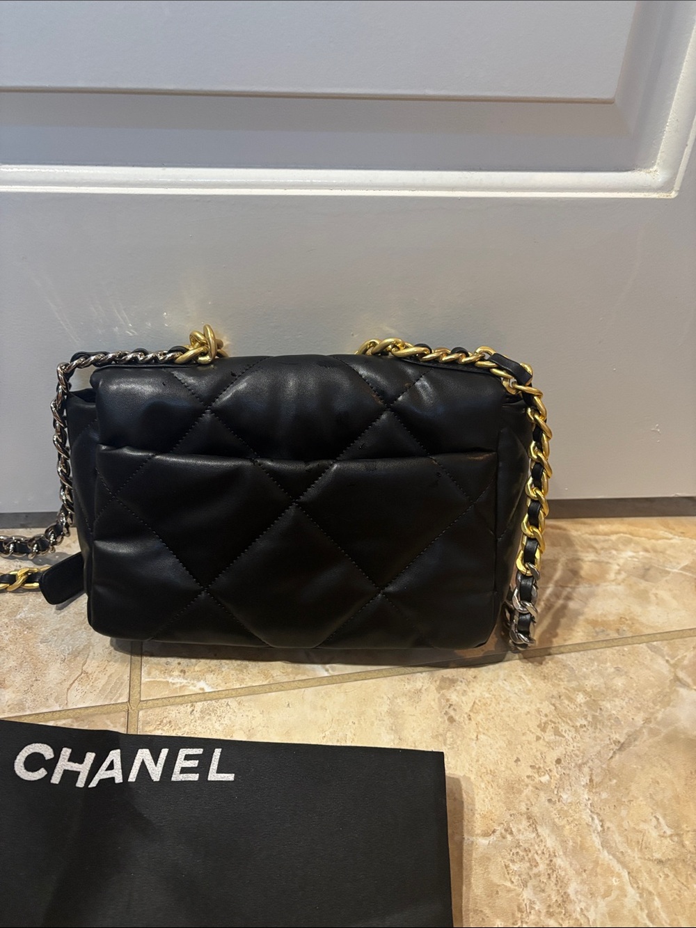 Black Quilted Chain Shoulder Bag UNBRANDED - Picture 5 of 6